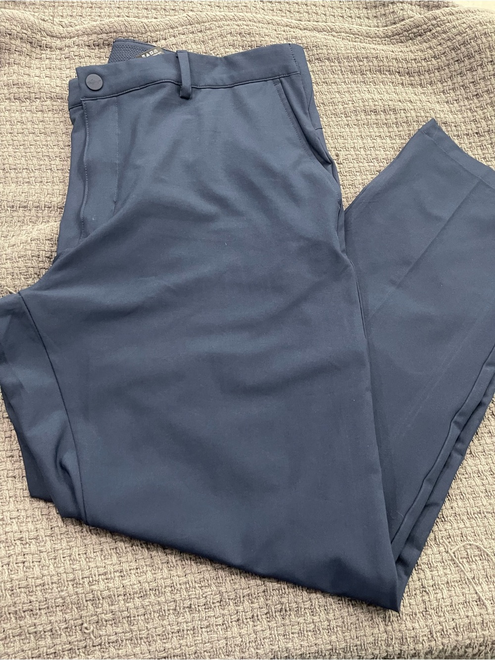 Greg Norman Shark Logo Gold Pants Men’s 38x30 Navy Blue Performance Stretch Flat